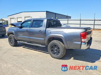 Drugie zdjęcie samochodu z przodu: 2016 TOYOTA TACOMA SR5 V6 VIN:3TMAZ5CNXGM003493 - miniatura