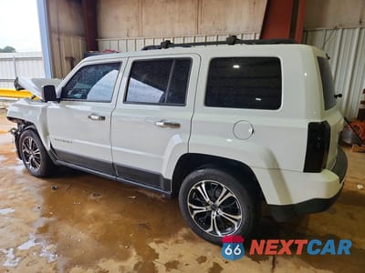 Drugie zdjęcie samochodu z przodu: 2015 JEEP PATRIOT LATITUDE VIN:1C4NJPFB3FD157799 - miniatura