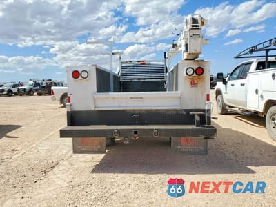 Zdjęcie 6 z 12 samochodu: 2024 FORD F350 SUPER DUTY VIN:1FD8W3HN0REF28524 - miniatura