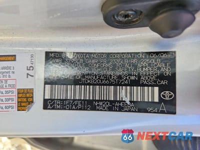 Zdjęcie 12 z 12 samochodu: 2006 TOYOTA PRIUS BASE VIN:JTDKB20U667517241 - miniatura