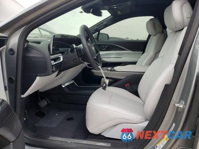 Zdjęcie 7 z 14 samochodu: 2025 CADILLAC LYRIQ SPORT VIN:1GYKPURK7SZ316651 - miniatura