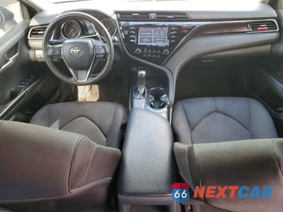 Zdjęcie 8 z 12 samochodu: 2019 TOYOTA CAMRY LE VIN:4T1B11HK6KU196910 - miniatura