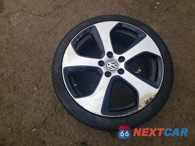 Zdjęcie 12 z 13 samochodu: 2015 VOLKSWAGEN GTI VIN:3VWYT7AU0FM035418 - miniatura