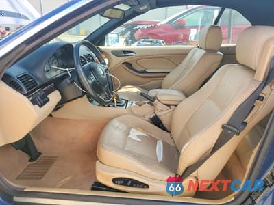Zdjęcie 7 z 12 samochodu: 2004 BMW 325 CI VIN:WBABW33434PL29857 - miniatura