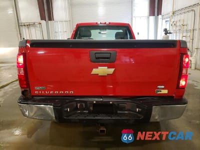 Zdjęcie 6 z 12 samochodu: 2011 CHEVROLET SILVERADO K1500 VIN:1GCNKPE09BZ324273 - miniatura