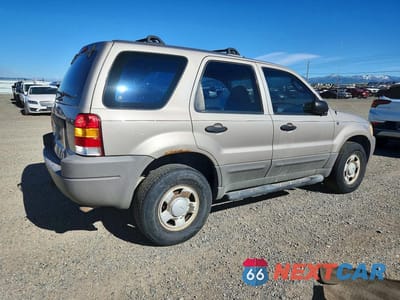 Trzecie zdjęcie samochodu z tyłu: 2001 FORD ESCAPE XLS VIN:1FMYU02171KA68598 - miniatura