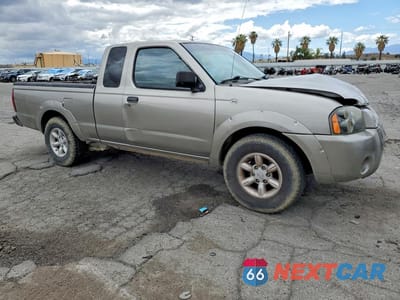 Czwarte zdjęcie samochodu z boku: 2003 NISSAN FRONTIER KING CAB XE VIN:1N6DD26T93C447820 - miniatura
