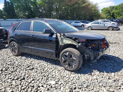 Czwarte zdjęcie samochodu z boku: 2024 KIA NIRO WIND VIN:KNDCR3L10R5085060 - miniatura