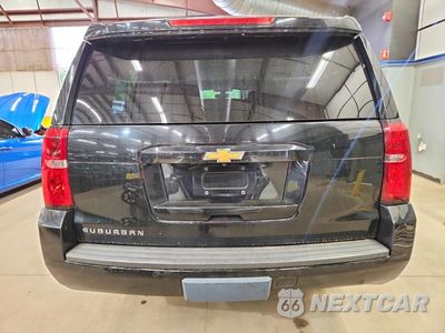 Zdjęcie 6 z 13 samochodu: 2019 CHEVROLET SUBURBAN K1500 LS VIN:1GNSKGKC7KR312602 - miniatura