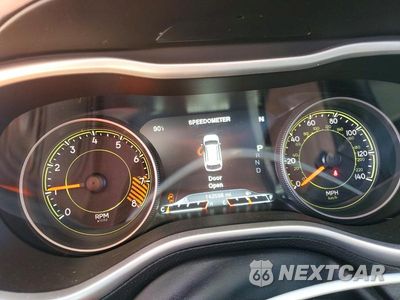 Zdjęcie 9 z 13 samochodu: 2016 JEEP CHEROKEE TRAILHAWK VIN:1C4PJMBS5GW316891 - miniatura