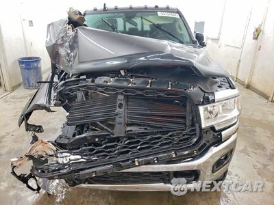 Piąte zdjęcie samochodu w środku: 2019 RAM 2500 TRADESMAN VIN:3C6UR5CL6KG721391 - miniatura