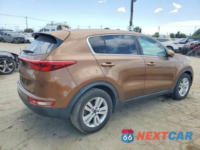 Trzecie zdjęcie samochodu z tyłu: 2018 KIA SPORTAGE LX VIN:KNDPM3AC3J7338983 - miniatura