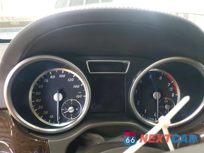 Zdjęcie 9 z 13 samochodu: 2016 MERCEDES-BENZ GL 450 4MATIC VIN:4JGDF6EE8GA640223 - miniatura