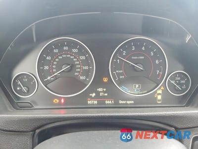 Zdjęcie 9 z 12 samochodu: 2018 BMW 330E VIN:WBA8E1C51JA178235 - miniatura