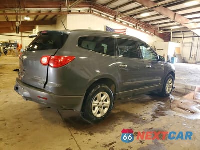 Trzecie zdjęcie samochodu z tyłu: 2009 CHEVROLET TRAVERSE LS VIN:1GNER13D09S149596 - miniatura