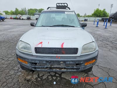 Piąte zdjęcie samochodu w środku: 1997 TOYOTA RAV4 BASE VIN:JT3HP10V9V0128250 - miniatura