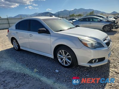Czwarte zdjęcie samochodu z boku: 2014 SUBARU LEGACY 2.5I VIN:4S3BMCA67E3035691 - miniatura