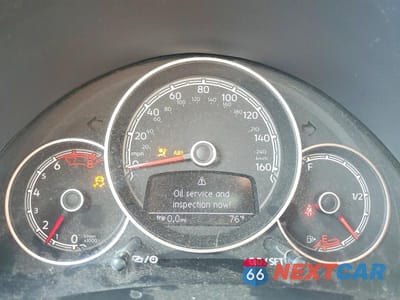 Zdjęcie 9 z 12 samochodu: 2018 VOLKSWAGEN BEETLE S VIN:3VW5DAAT9JM514949 - miniatura