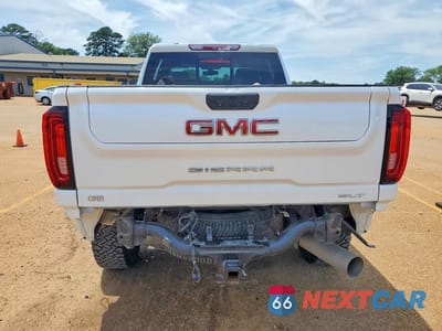 Zdjęcie 6 z 12 samochodu: 2023 GMC SIERRA K2500 SLT VIN:1GT49NEY5PF130463 - miniatura