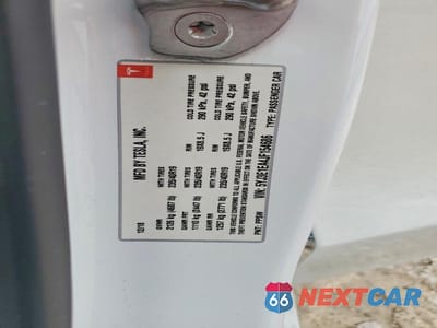 Zdjęcie 13 z 13 samochodu: 2018 TESLA MODEL 3 VIN:5YJ3E1EA4JF154686 - miniatura