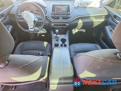 Zdjęcie 8 z 12 samochodu: 2019 NISSAN ALTIMA S VIN:1N4BL4BVXKC121304 - miniatura