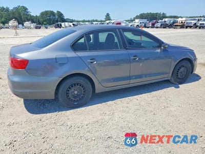 Trzecie zdjęcie samochodu z tyłu: 2012 VOLKSWAGEN JETTA SE VIN:3VWDX7AJ0CM403410 - miniatura