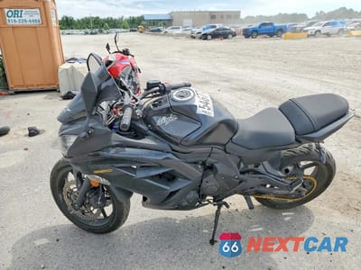 Trzecie zdjęcie samochodu z tyłu: 2013 KAWASAKI EX650 F VIN:JKAEXEF16DDA03933 - miniatura