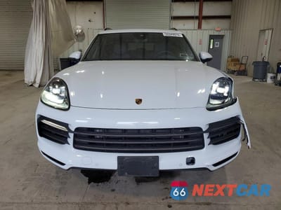 Piąte zdjęcie samochodu w środku: 2023 PORSCHE CAYENNE S VIN:WP1AB2AY1PDA14554 - miniatura
