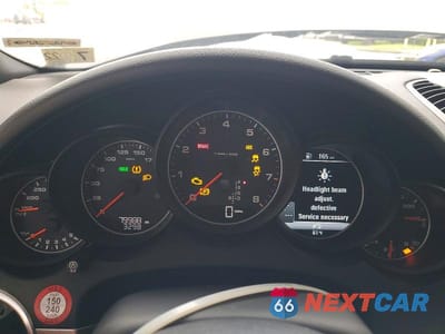 Zdjęcie 9 z 13 samochodu: 2016 PORSCHE CAYENNE VIN:WP1AA2A23GLA10638 - miniatura