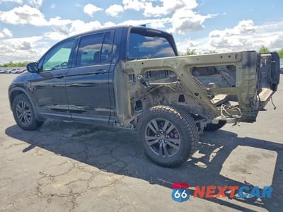 Drugie zdjęcie samochodu z przodu: 2018 HONDA RIDGELINE SPORT VIN:5FPYK2F1XJB000977 - miniatura
