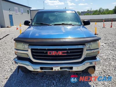 Piąte zdjęcie samochodu w środku: 2003 GMC NEW SIERRA K1500 VIN:2GTEK19T431320109 - miniatura