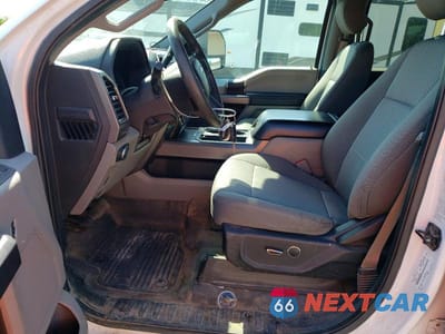 Zdjęcie 7 z 12 samochodu: 2019 FORD F350 SUPER DUTY VIN:1FD8W3BT0KEG46621 - miniatura