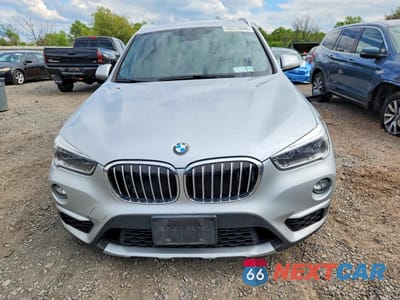 Piąte zdjęcie samochodu w środku: 2016 BMW X1 XDRIVE28I VIN:WBXHT3C35GP881266 - miniatura
