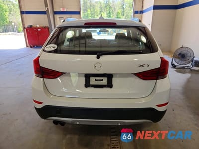 Zdjęcie 6 z 13 samochodu: 2015 BMW X1 SDRIVE28I VIN:WBAVM1C54FVW57108 - miniatura