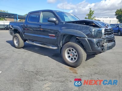 Czwarte zdjęcie samochodu z boku: 2006 TOYOTA TACOMA DOUBLE CAB PRERUNNER VIN:5TEJU62N46Z223672 - miniatura