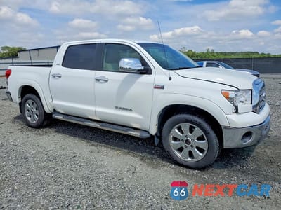 Czwarte zdjęcie samochodu z boku: 2008 TOYOTA TUNDRA SR5 VIN:5TBEV54108S481408 - miniatura