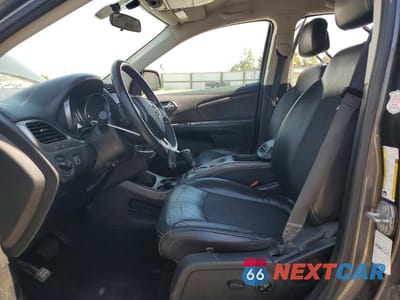 Zdjęcie 7 z 13 samochodu: 2018 DODGE JOURNEY CROSSROAD VIN:3C4PDDGG3JT449335 - miniatura