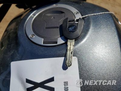Zdjęcie 8 z 9 samochodu: 2025 HONDA CMX1100 A2 VIN:JH2SC8759SK000108 - miniatura