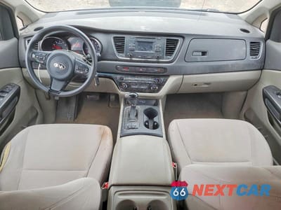 Zdjęcie 8 z 13 samochodu: 2016 KIA SEDONA LX VIN:KNDMB5C16G6163238 - miniatura