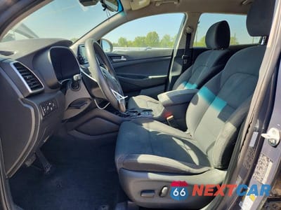 Zdjęcie 7 z 13 samochodu: 2019 HYUNDAI TUCSON VALUE VIN:KM8J3CA41KU911010 - miniatura