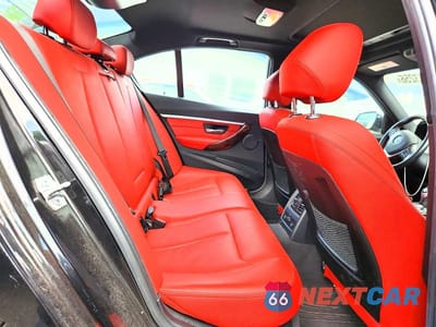 Zdjęcie 10 z 12 samochodu: 2018 BMW 330 XI VIN:WBA8D9C55JEB35286 - miniatura