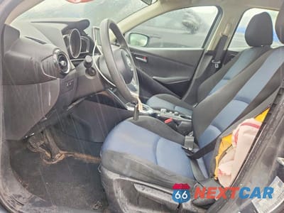 Zdjęcie 7 z 12 samochodu: 2018 TOYOTA YARIS IA BASE VIN:3MYDLBYV6JY323174 - miniatura