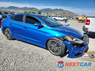 Czwarte zdjęcie samochodu z boku: 2018 HYUNDAI ELANTRA SPORT VIN:KMHD04LB2JU684996 - miniatura