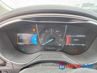 Zdjęcie 9 z 12 samochodu: 2017 FORD FUSION SE VIN:3FA6P0H7XHR145765 - miniatura