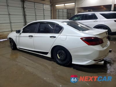 Drugie zdjęcie samochodu z przodu: 2017 HONDA ACCORD TOURING VIN:1HGCR3F92HA000373 - miniatura
