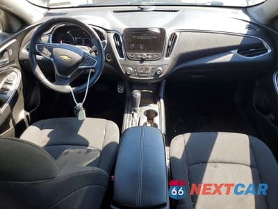 Zdjęcie 8 z 12 samochodu: 2016 CHEVROLET MALIBU LT VIN:1G1ZE5ST2GF187982 - miniatura