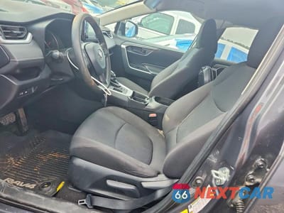 Zdjęcie 7 z 13 samochodu: 2021 TOYOTA RAV4 LE VIN:2T3H1RFV9MW109694 - miniatura