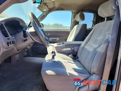 Zdjęcie 7 z 12 samochodu: 2002 TOYOTA TUNDRA SR5 V8 VIN:5TBBT44122S263867 - miniatura