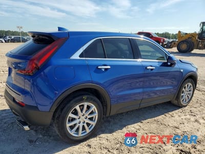 Trzecie zdjęcie samochodu z tyłu: 2023 CADILLAC XT4 LUXURY VIN:1GYAZAR45PF120237 - miniatura