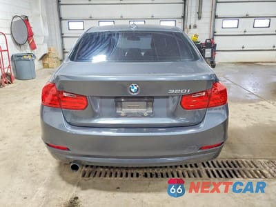 Zdjęcie 6 z 12 samochodu: 2015 BMW 320 I VIN:WBA3B1G56FNT04957 - miniatura
